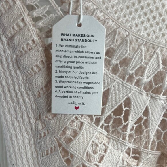 Chic Lace Detail Women's Tank Top - Picture 6 of 8